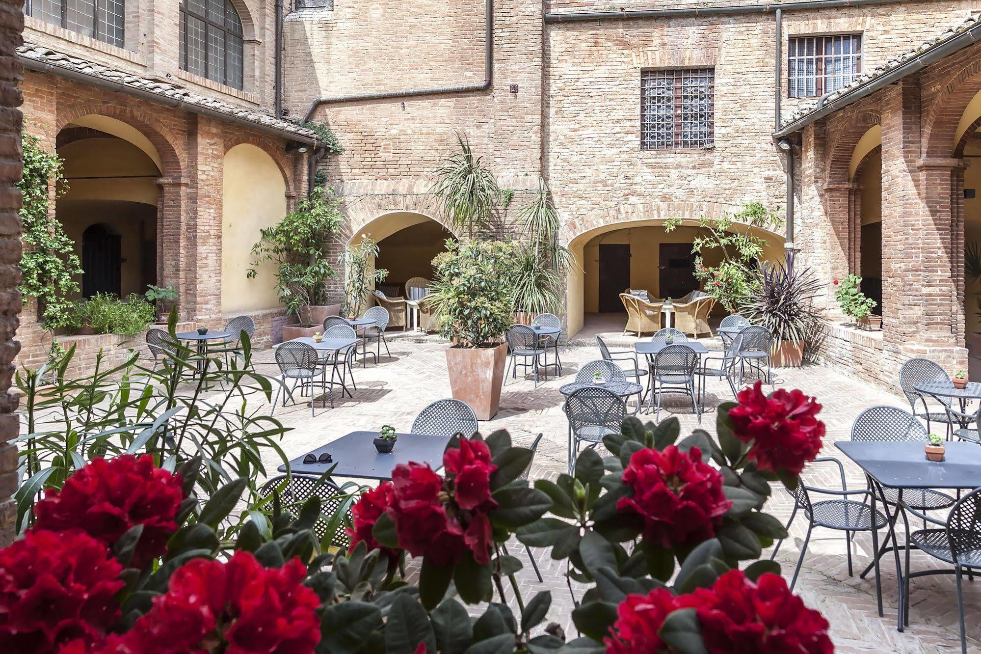 Il Chiostro Del Carmine Hotel Siena