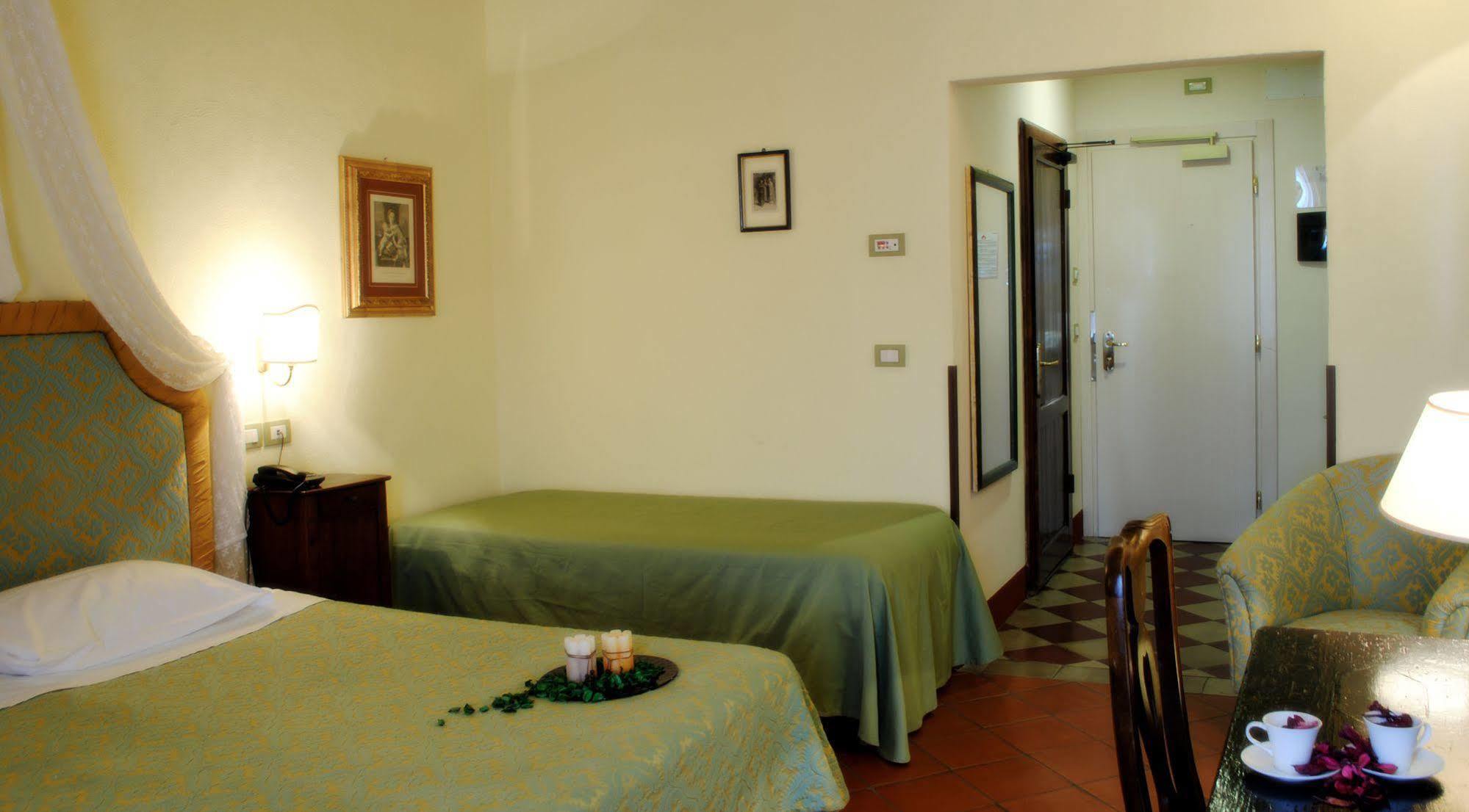Il Chiostro Del Carmine Hotel 4*